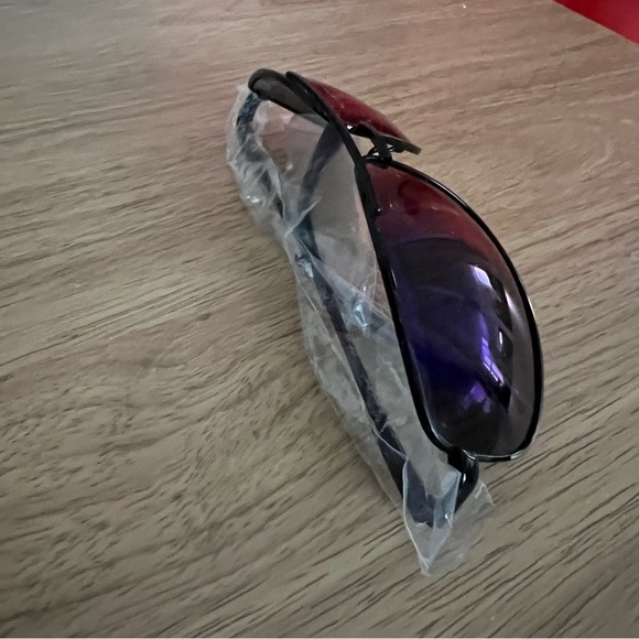 Timberland blue tint sunglasses , suggested price up to $80 - Picture 3 of 6